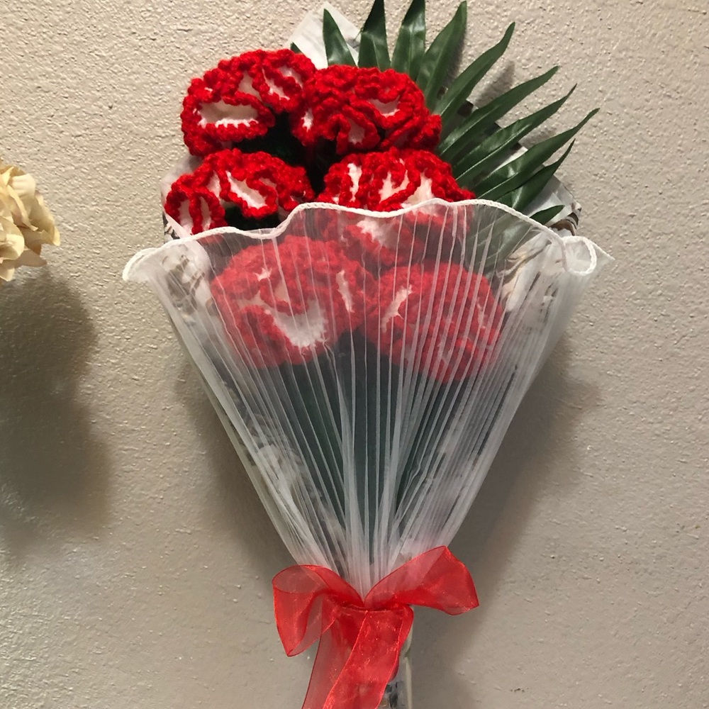 Crochet Carnations Bouquet #4
